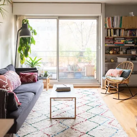 Appartamento On The Edge Of Canal Saint Martin With Balcony *